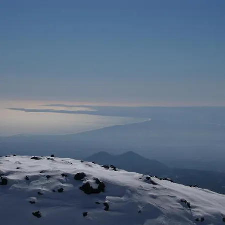לינה וארוחת בוקר Fabrizi קטאניה